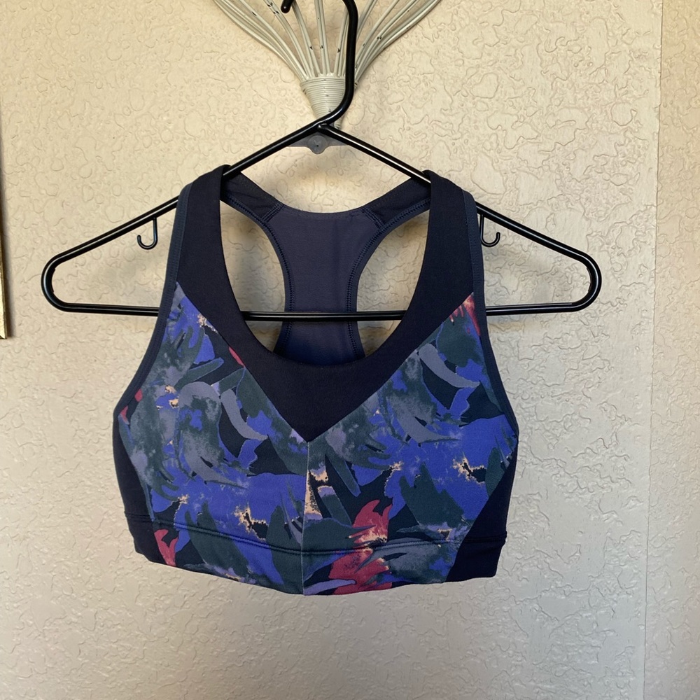 Patagonia lightly padded sports bra size Small